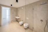 *Neubau* Luxus-EG-Wohnung zum Erstbezug! Barrierefrei! Aufzug, TG, Klima & Garten ZENTRAL in Lennep! - Tageslicht Duschbad