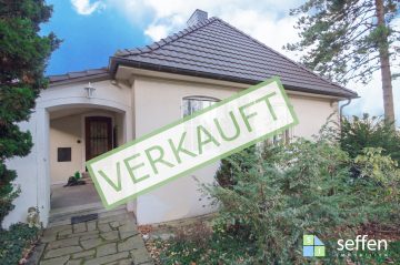 Kaufen zum Bodenrichtwert: EFH in Höhenlage mit traumhaftem Fernblick auf das Siebengebirge!, 53179 Bonn, Einfamilienhaus