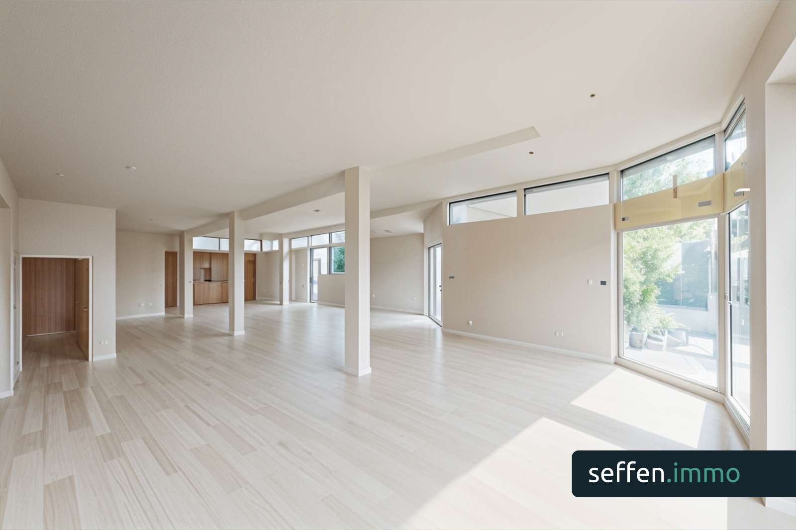 Mitten in Sülz: Gut sichtbares Eckladenlokal mit hohem Potenzial in der begehrten Sülzburgstraße