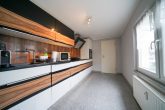 **TOP PREIS: Moderne Maisonette-Wohnung mit Balkon - zentral in Alt-Hürth** - Küche