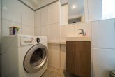 **TOP PREIS: Moderne Maisonette-Wohnung mit Balkon - zentral in Alt-Hürth** - Waschmaschine Gäste WC