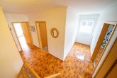 Rundumpaket aus 2003! Großzügiges Mehrgenerationenhaus mit Sauna, Kamin, Garten und Garage in Hürth - Flur 1. Obergeschoss