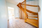 Familienfreundliches Reihenmittelhaus mit 5 Zimmern, Garten, Solaranlage und Garage in Glessen - Diele