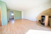 Familienfreundliches Reihenmittelhaus mit 5 Zimmern, Garten, Solaranlage und Garage in Glessen - Wohn.- und Esszimmer