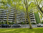 Elegante 3-4-Zimmer-Wohnung, zentral in Köln-Weiden mit 2 Balkonen und Tiefgaragenstellplatz - Aussenansicht