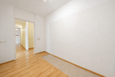 Elegante 3-4-Zimmer-Wohnung, zentral in Köln-Weiden mit 2 Balkonen und Tiefgaragenstellplatz - Abstellraum