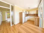 Elegante 3-4-Zimmer-Wohnung, zentral in Köln-Weiden mit 2 Balkonen und Tiefgaragenstellplatz - Küche