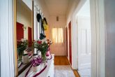 **Brutto-Rendite 5,34 %: Solides Mehrfamilienhaus mit 3 Wohneinheiten - zentrumsnah in Olpe** - Wohnung OG