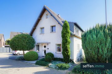 Großes & freistehendes EFH mit Doppelgarage bietet hohen Wohnkomfort und viele Nutzungsmöglichkeiten, 50171 Kerpen, Einfamilienhaus