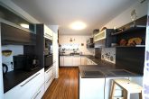 Neuwertiges, freistehendes Einfamilienhaus für gehobene Ansprüche! - Einbauküche