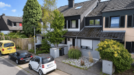 Viel Platz für neue Wohnideen - Einfamilienhaus mit Garten, Anbau und Tiefgarage in Kerpen-Horrem - Außenansicht