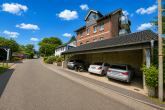 Historisches Anlagejuwel – kernsaniertes 3-Familienhaus in Leichlingen - Carports