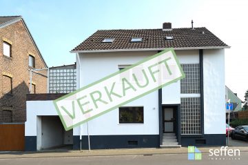 **HÜRTH: Saniertes MFH bietet viel Platz für die Großfamilie! Selbstnutzung oder Teilvermietung**, 50354 Hürth, Mehrfamilienhaus