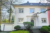 Exklusive, hervorragend gepflegte Villa in Köln Thielenbruch - Frontansicht