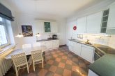 Seltene Gelegenheit: Charaktervolle Villa in Köln Thielenbruch - Küche