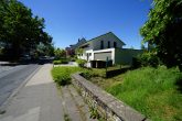 Filet-Grundstück am Park: Unverbaubares Grundstück im Grünen mit XL-Garten! - Nachbarschaftsbebauung