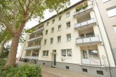 Videobesichtigung: Gut vermietete Eigentumswohnung mit Süd-Loggia in Krefeld-Mitte! - Frontansicht