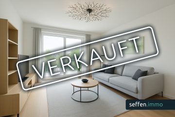 Frisch Renovierte 2-Zimmer-Wohnung mit Balkon in Köln-Weiden, 50859 Köln, Etagenwohnung