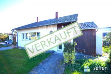 VIDEOBESICHTIGUNG: Variables Zweifamilienhaus auf 846 m² Grundstück in Ruhiglage!, 53913 Buschhoven, Mehrfamilienhaus