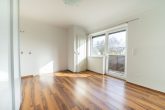 Großzügige 4-Zimmer-Maisonettewohnung mit Garten & Terrasse auf Erbpacht in Frechen - Schlafzimmer 1. OG