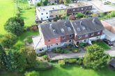 Geräumiges Reihenmittelhaus mit Dachaufstockung, Garten und Garage in Frechen-Bachem - Übersicht