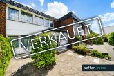 Top-Angebot im Kölner Süden: Modernes & sehr gepflegtes Einfamilienhaus mit Garage in Rondorf - Hausansicht