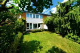 Top-Angebot im Kölner Süden: Modernes & sehr gepflegtes Einfamilienhaus mit Garage in Rondorf - Haus Rückansicht