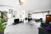Top-Angebot im Kölner Süden: Modernes & sehr gepflegtes Einfamilienhaus mit Garage in Rondorf - Wohnzimmer