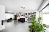 Top-Angebot im Kölner Süden: Modernes & sehr gepflegtes Einfamilienhaus mit Garage in Rondorf - Wohnzimmer