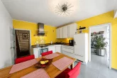 Top-Angebot im Kölner Süden: Modernes & sehr gepflegtes Einfamilienhaus mit Garage in Rondorf - Küche mit Essbereich