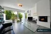 Top-Angebot im Kölner Süden: Modernes & sehr gepflegtes Einfamilienhaus mit Garage in Rondorf - Wohnzimmer