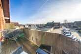 Elegante Maisonettewohnung mit 3-Zimmer-Potenzial, Südostbalkon und Stellplatz in Grevenbroich - Balkon