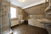 Einfamilienhaus mit Traumgarten und Garage Frechen-Königsdorf - Bad