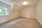 Einfamilienhaus mit Traumgarten und Garage Frechen-Königsdorf - Schlafzimmer 1