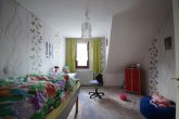 Vermietetes Wohnhaus in zentraler Lage von Lövenich! - Kinderzimmer DG