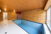Bungalow mit 130 m² Wohnfläche + 40 m² wohnlicher Nutzfläche und Süd-Garten in Bergheim-Kenten - Pool