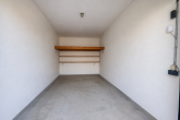 Bungalow mit 130 m² Wohnfläche + 40 m² wohnlicher Nutzfläche und Süd-Garten in Bergheim-Kenten - Garage