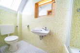 Großzügiges Einfamilienhaus mit 5 Zimmern, Garten, Wintergarten und Garage in Frechen-Königsdorf - Duschbad