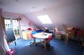 Perfekt für die Familie: Idyllisches Einfamilienhaus mit kindgerechtem Garten in ruhiger Lage - Kinderzimmer