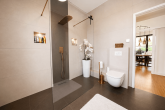 Exklusive Penthousewohnung mit Süd-Dachterrasse & Tiefgaragenstellplatz in Köln-Junkersdorf - Masterbad