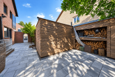 Großzügiges Einfamilienhaus mit Solar- & PV-Anlage, Sonnengarten und Pool im Herzen von Pulheim - Zugang zur Garage