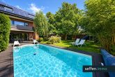 Großzügiges Einfamilienhaus mit Solar- & PV-Anlage, Sonnengarten und Pool im Herzen von Pulheim - Poolansicht