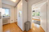 Großzügiges Einfamilienhaus mit Solar- & PV-Anlage, Sonnengarten und Pool im Herzen von Pulheim - Flur