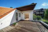 Ruhiglage: Hochwertiges, helles Zweifamilienhaus mit viel Platz im Kölner Westen - Dachterrasse Dachgeschoss