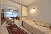 Schöner Grundriss: Bungalow mit Vollkeller und großer Dachausbaureserve zentral in Bedburg-Kaster - Arbeitsbereich, Schlafzimmer