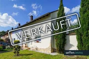 **PROVISIONSFREI: Stilvolles Reihenendhaus auf großem Grundstück mit Garage & 2 Stellplätzen**, 50189 Elsdorf, Reihenendhaus
