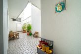 Stadthaus mit 2 Gewerbeeinheiten & 583 m² Grundstück in Köln-Bilderstöckchen - Hintereingang
