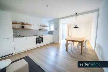 Charmantes, saniertes Fachwerkhaus mit Süd-Ost-Garten in familienfreundlicher Lage von Erftstadt, 50374 Erftstadt, Einfamilienhaus