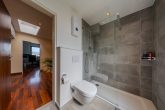 Charmantes Familiendomizil in Bestlage von Rondorf: 109m² Wfl. + 21m² Wintergarten mit Kaminofen - Duschbad