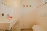 Charmantes Familiendomizil in Bestlage von Rondorf: 109m² Wfl. + 21m² Wintergarten mit Kaminofen - Gäste-WC
